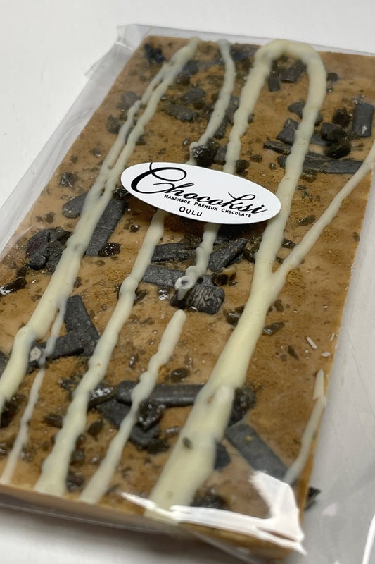 Caramelsuklaa salmiakki-lakritsijuuri